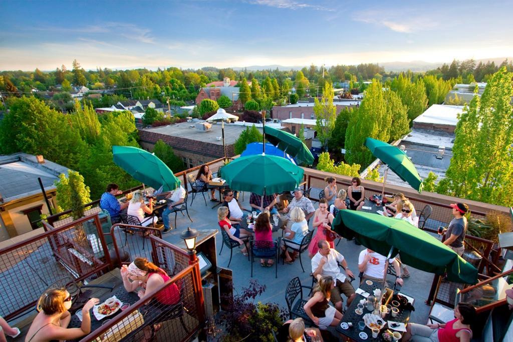 Mcmenamins Hotel Oregon McMinnville Eksteriør bilde